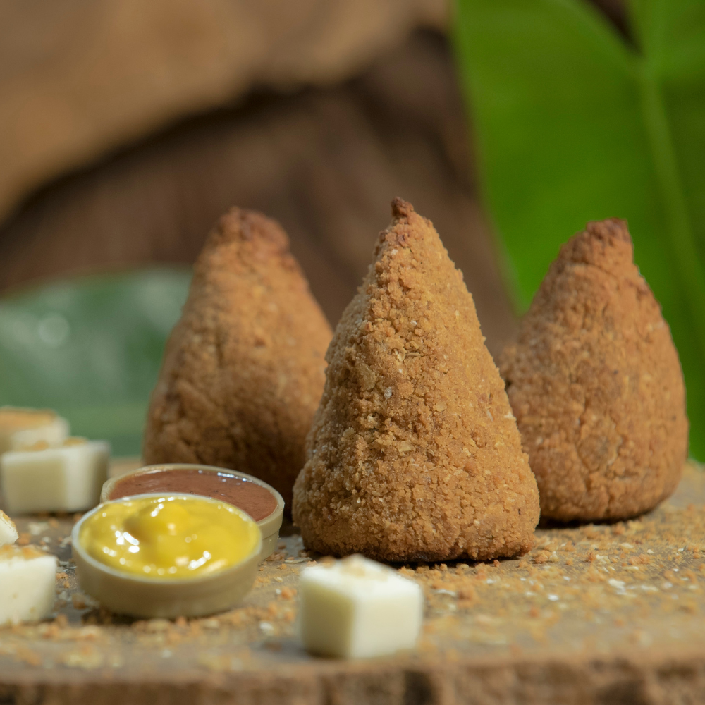 COXINHA LOW CARB DE FRANGO COM CREAM CHEE...